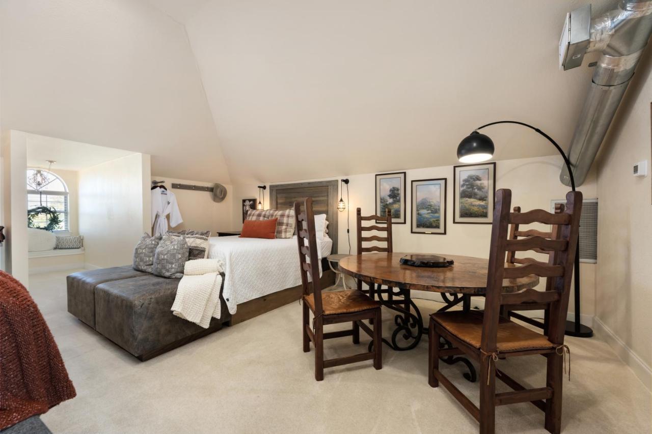 The Plantation House Boutique Inn Pflugerville Exterior foto